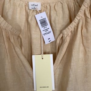Aritzia Wilfred linen top